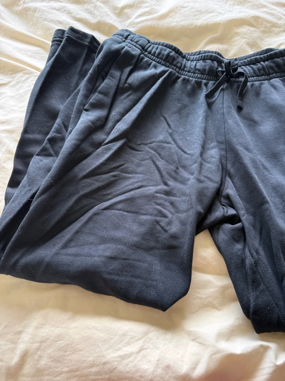 Nike Black Wide-Leg Sweatpants - Picture 5 of 6